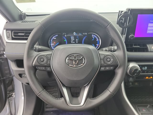 Used 2025 Toyota RAV4 SE AWD/4WD image 22