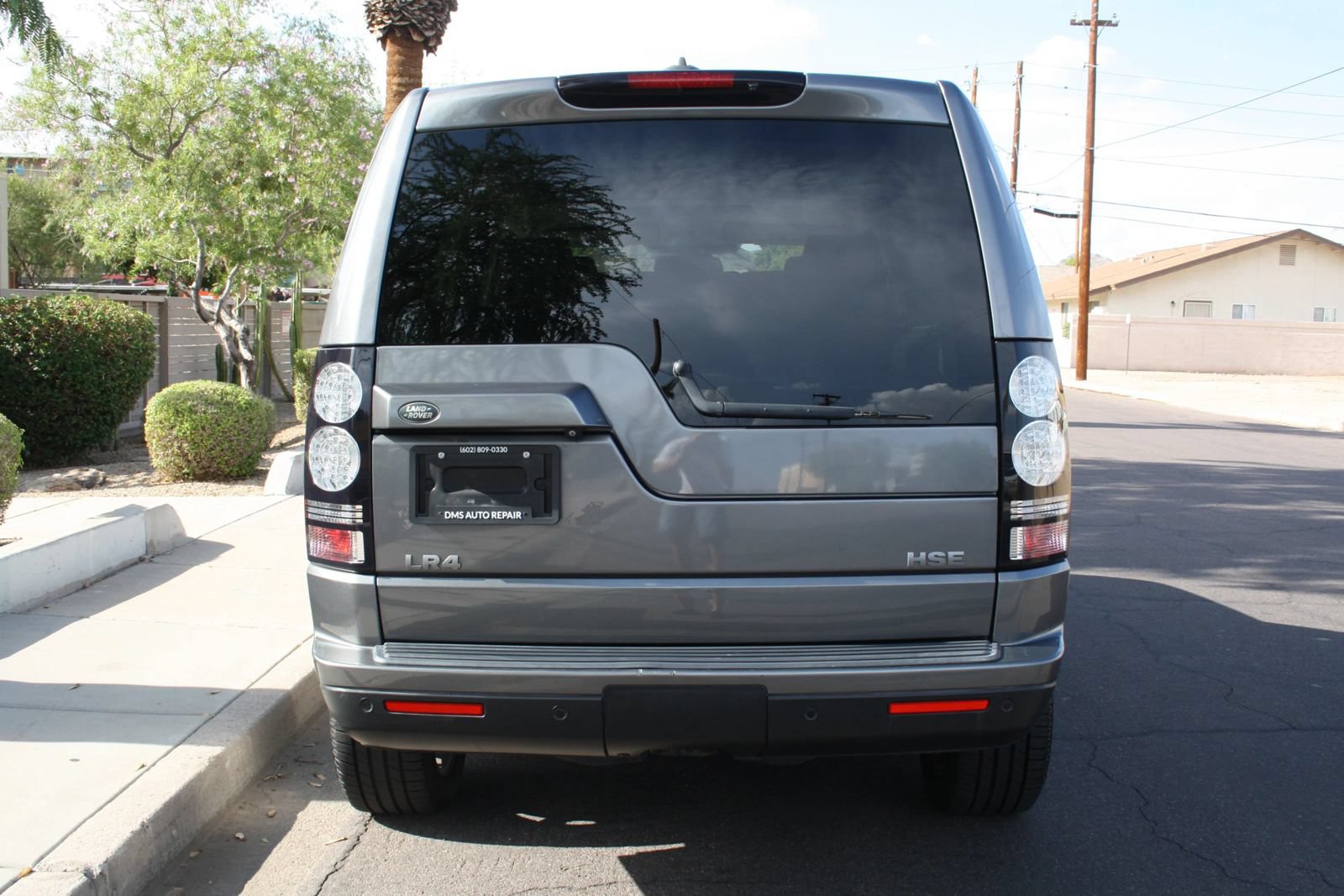 Used 2016 Land Rover LR4 HSE AWD/4WD image 5
