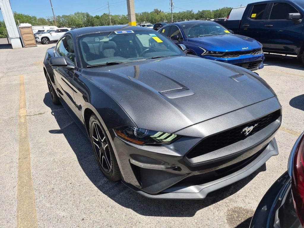 Used 2019 Ford Mustang Coupe w/ Equipment Group 101A RWD image 4