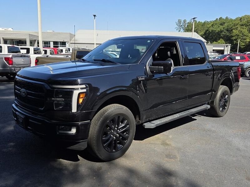 Used 2024 Ford F150 Lariat AWD/4WD image 3