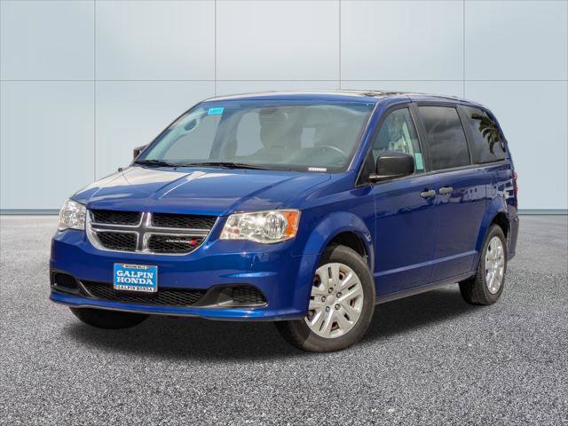 Used 2019 Dodge Grand Caravan SE w/ UConnect Hands-Free Group