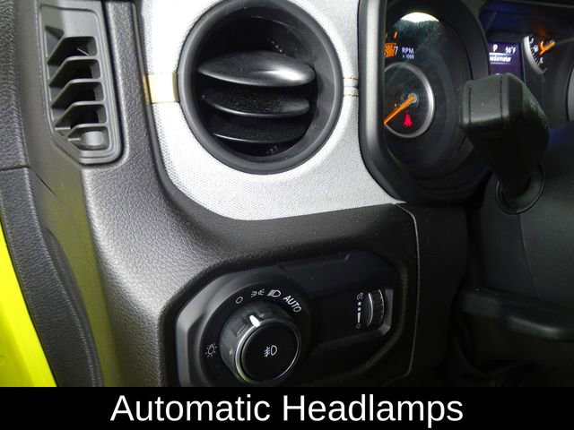 Used 2024 Jeep Wrangler Willys image 16