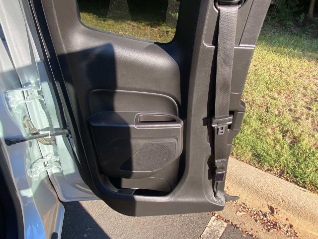 Used 2017 Chevrolet Colorado Z71 AWD/4WD image 9