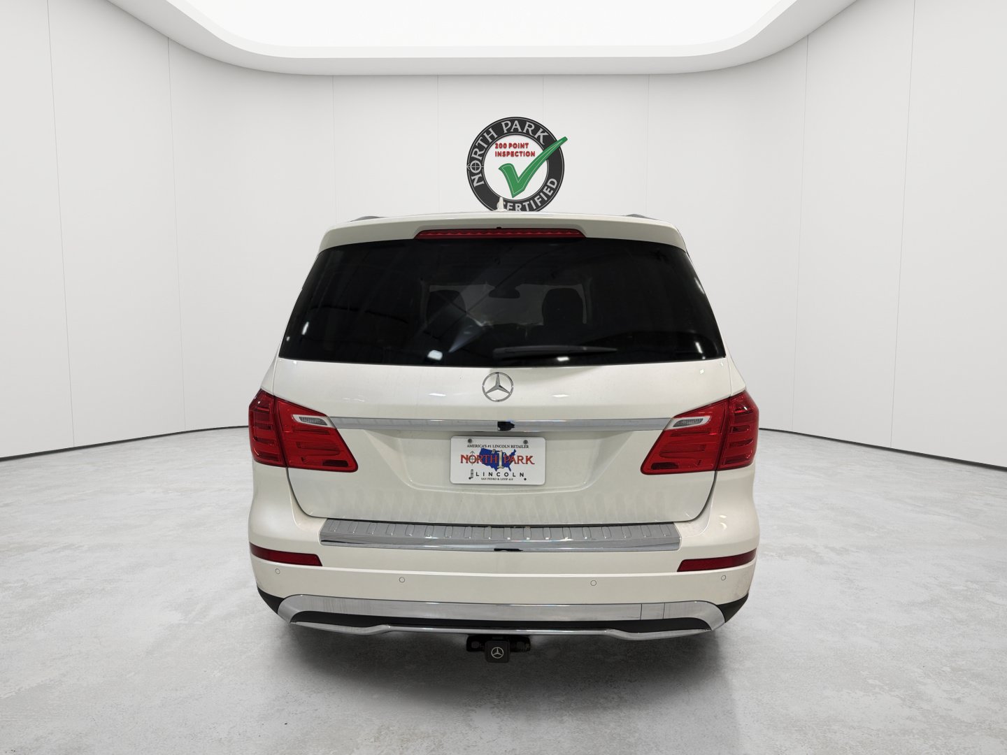 Used 2013 Mercedes-Benz GL 320 BlueTEC 4MATIC image 4