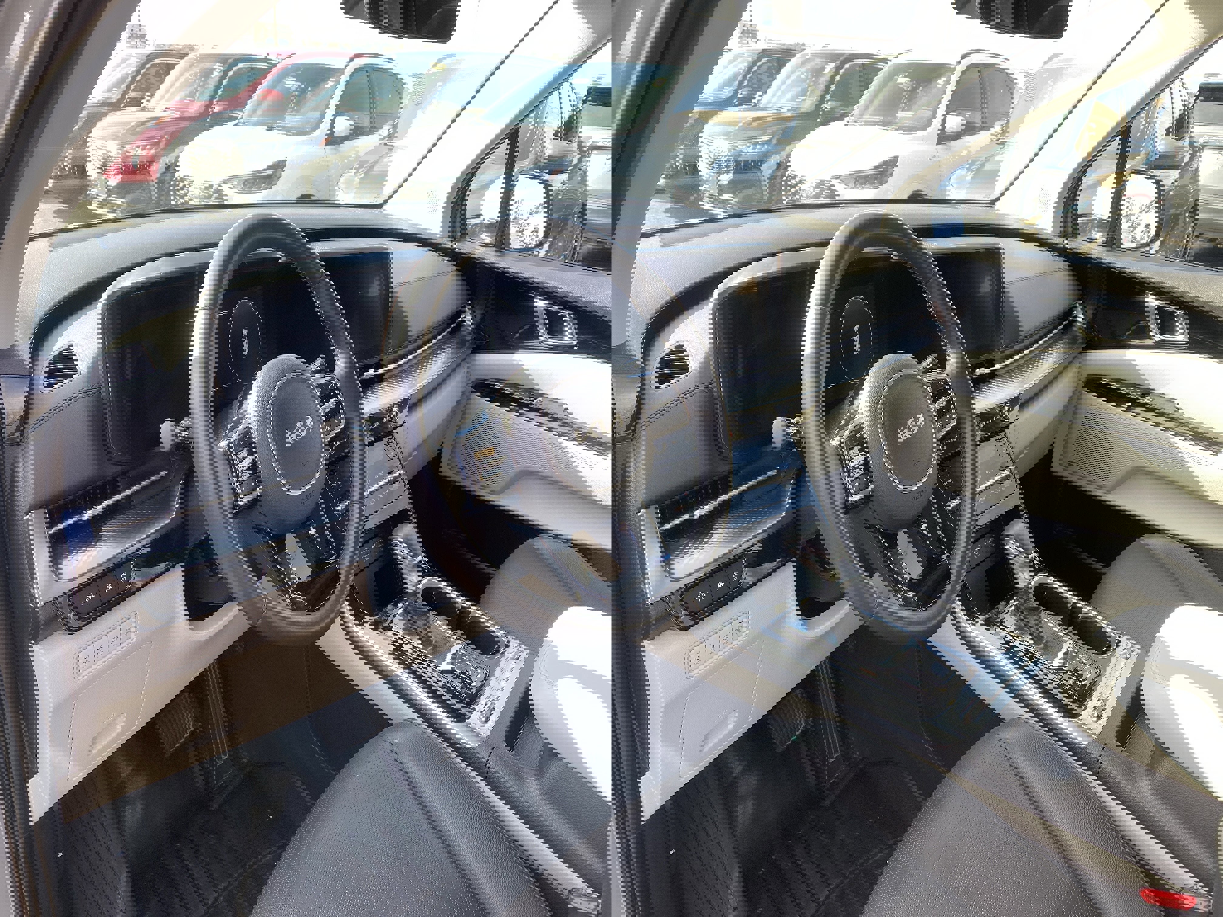 Used 2024 Kia Carnival SX Prestige image 8