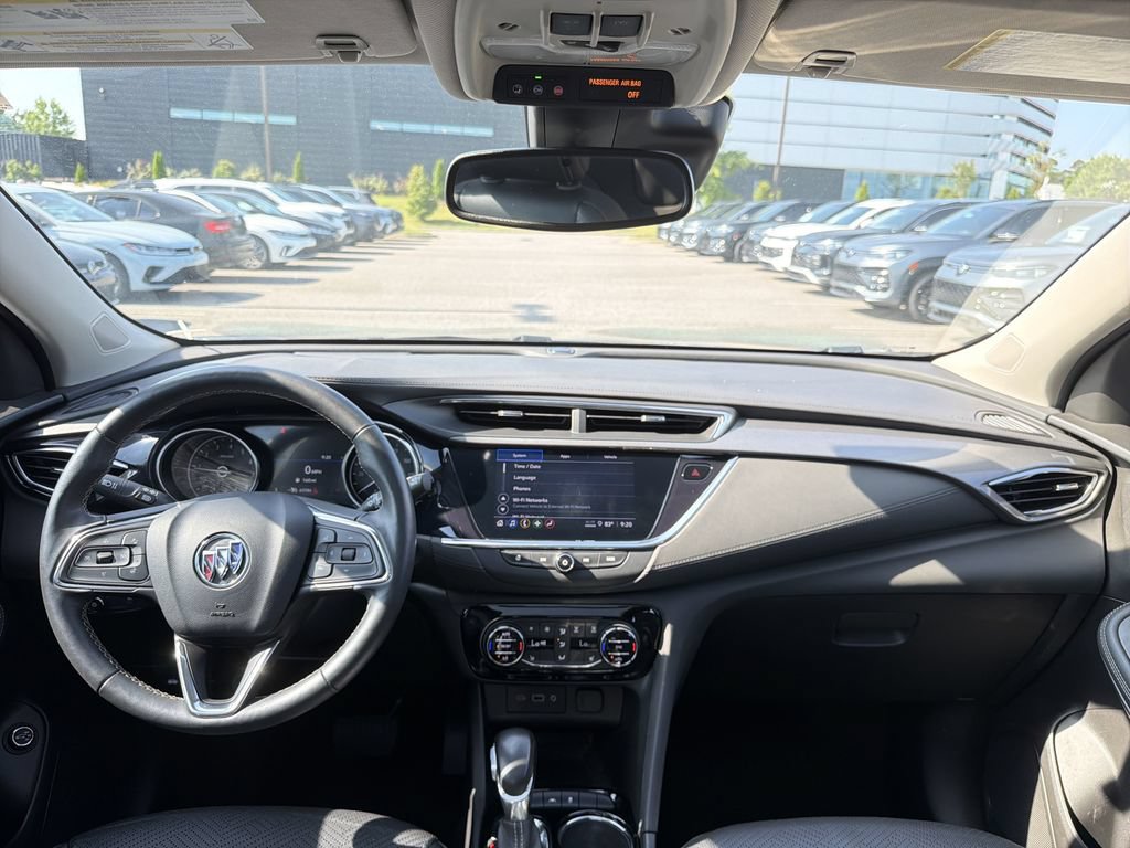 Used 2023 Buick Encore GX Essence w/ Experience Buick Package FWD image 20