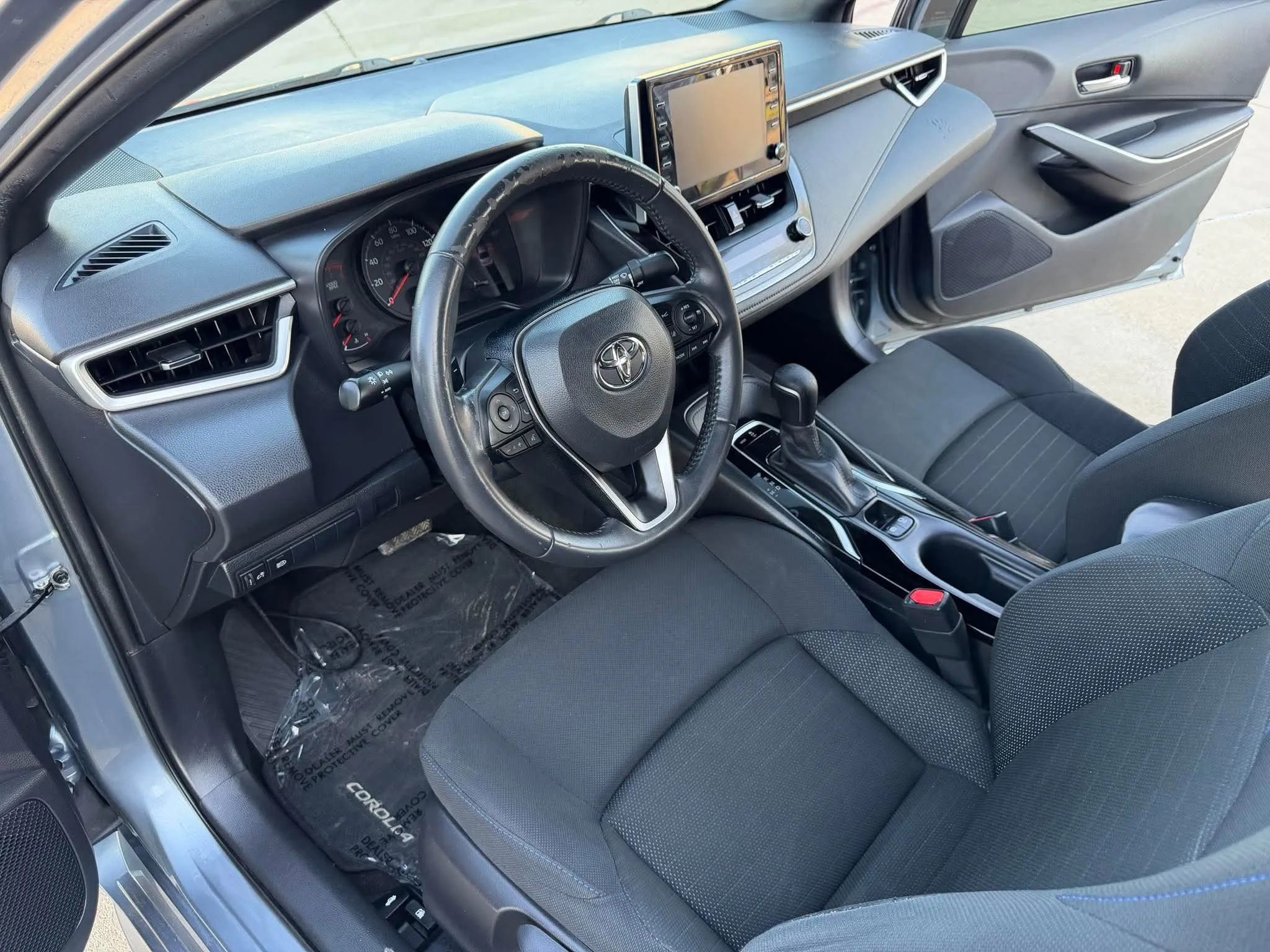 Used 2020 Toyota Corolla SE FWD image 11
