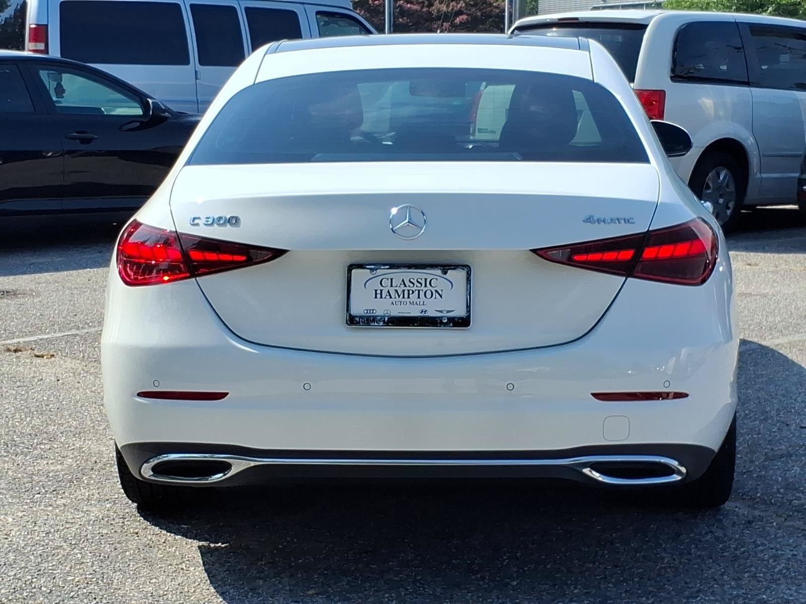 Used 2025 Mercedes-Benz C 300 4MATIC Sedan image 9
