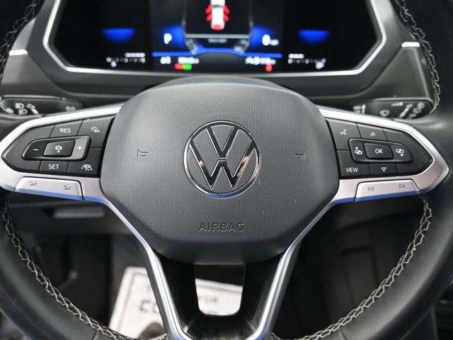 Used 2022 Volkswagen Tiguan SE image 18