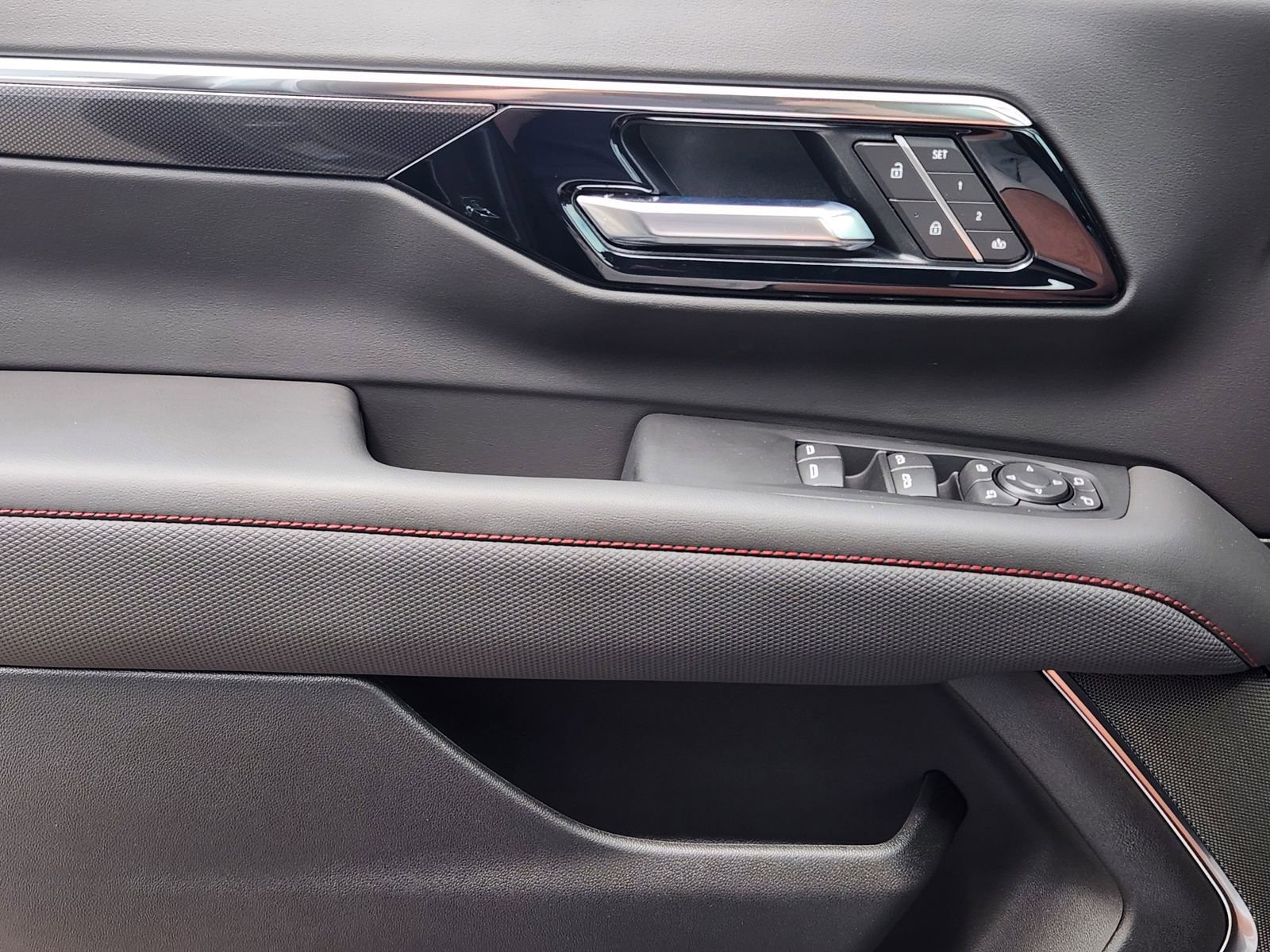 New 2026 Chevrolet Tahoe RST w/ Comfort Package AWD/4WD image 21