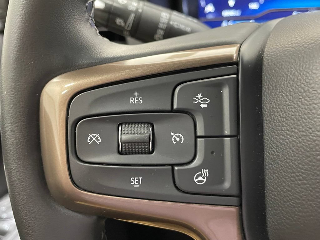 Used 2023 Chevrolet Suburban High Country AWD/4WD image 33