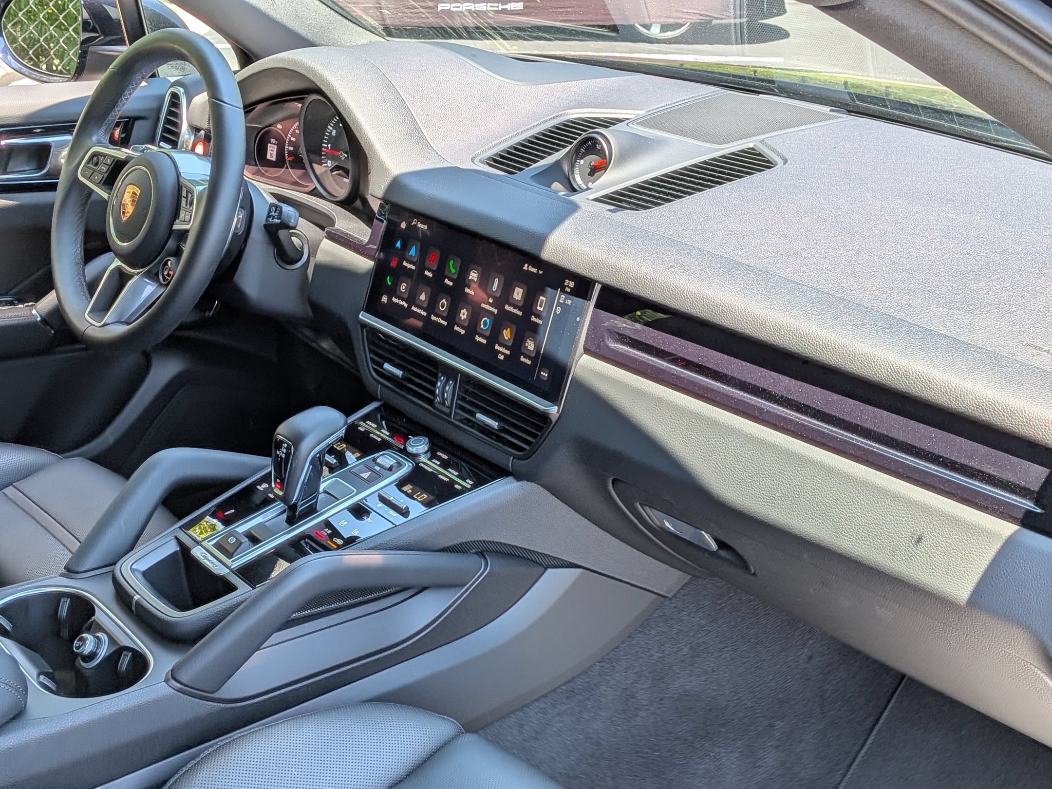 Certified 2023 Porsche Cayenne Platinum Edition AWD/4WD image 23