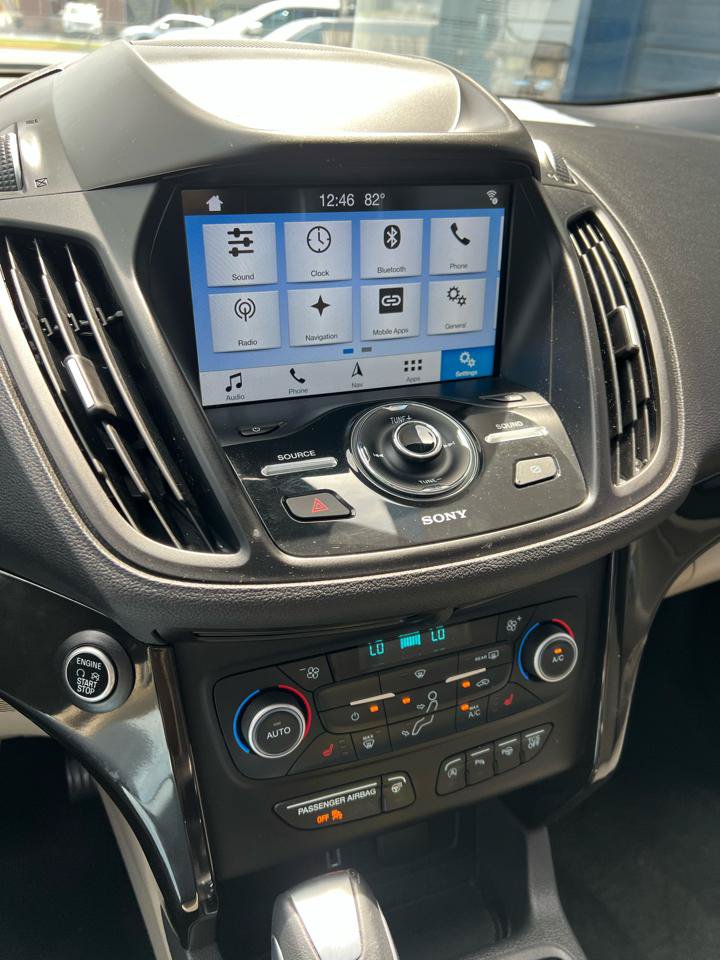 Used 2019 Ford Escape Titanium AWD/4WD image 25