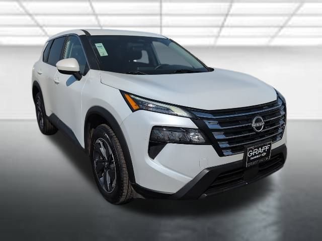 Used 2024 Nissan Rogue SV