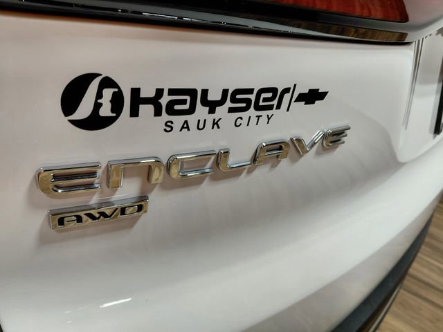 Used 2025 Buick Enclave Preferred AWD/4WD image 17