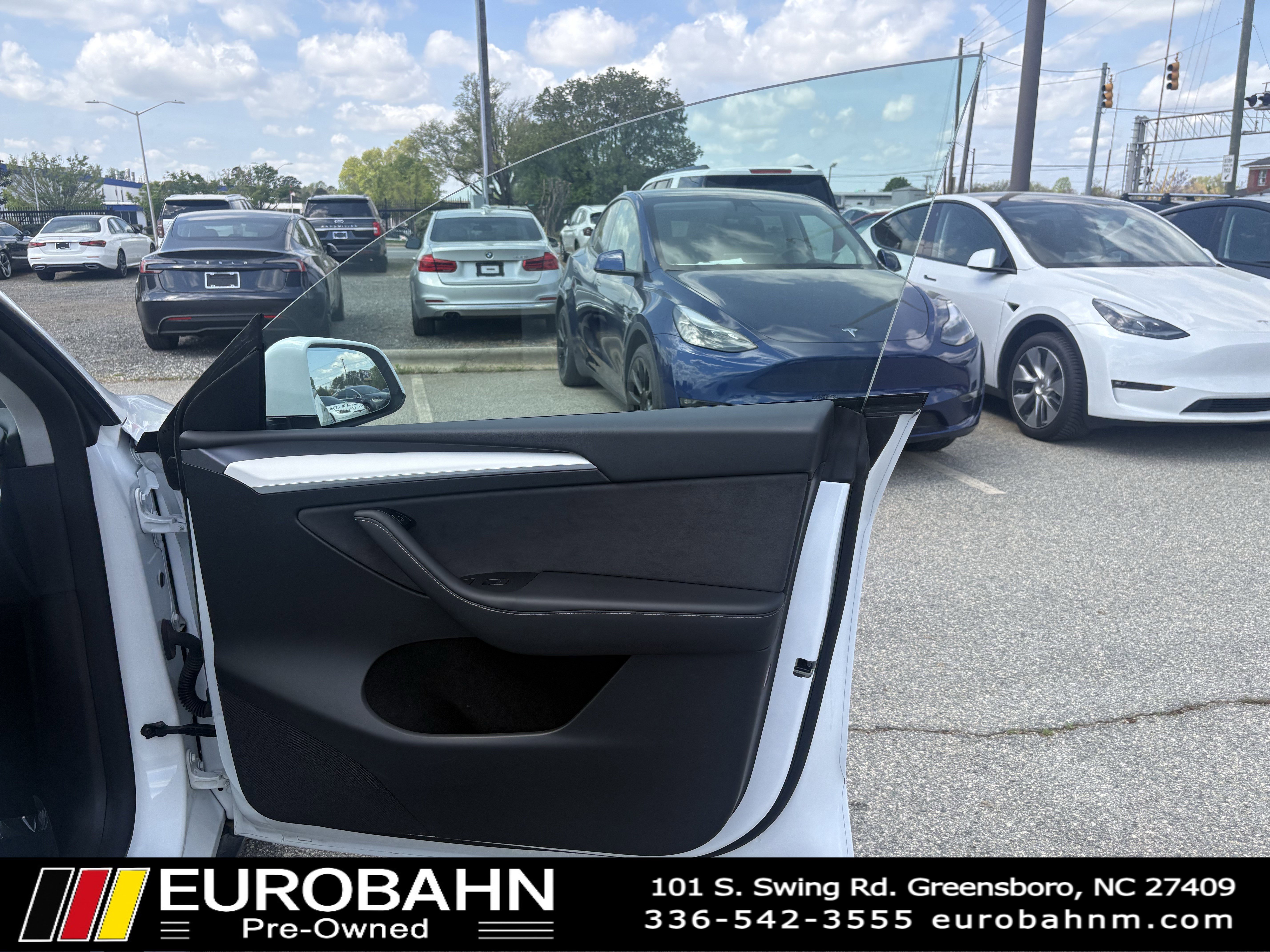 Used 2024 Tesla Model Y Performance image 18