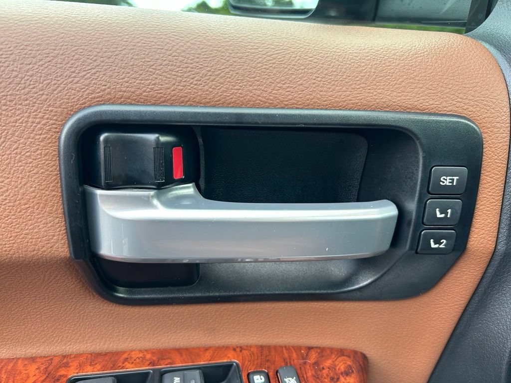 Used 2022 Toyota Sequoia Platinum AWD/4WD image 63