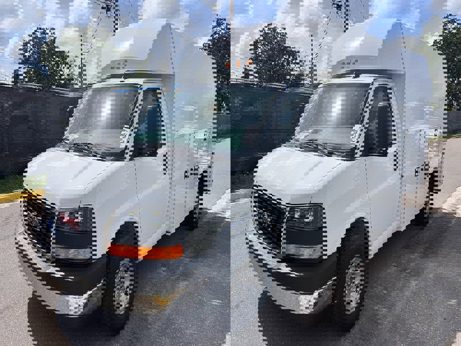 New 2025 GMC Savana 3500 w/ Power Convenience Package image 4