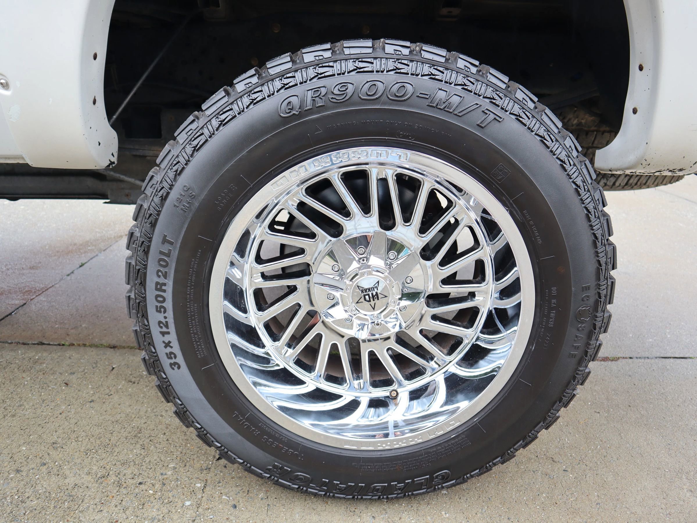 Used 2014 Ford F250 Lariat w/ Lariat Interior Package image 37