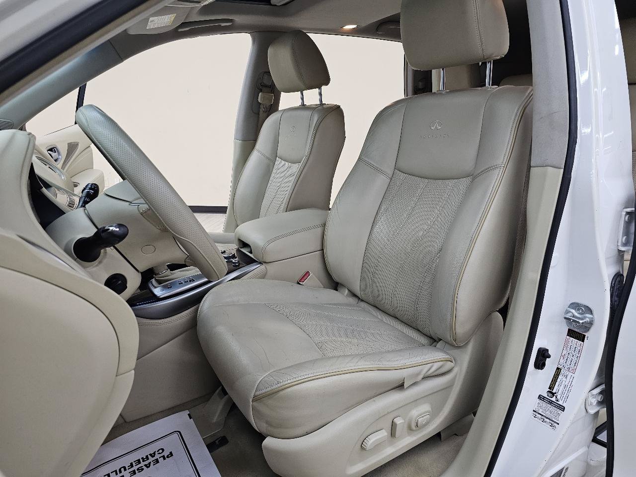 Used 2014 INFINITI QX60 FWD w/ Premium Plus Package image 17