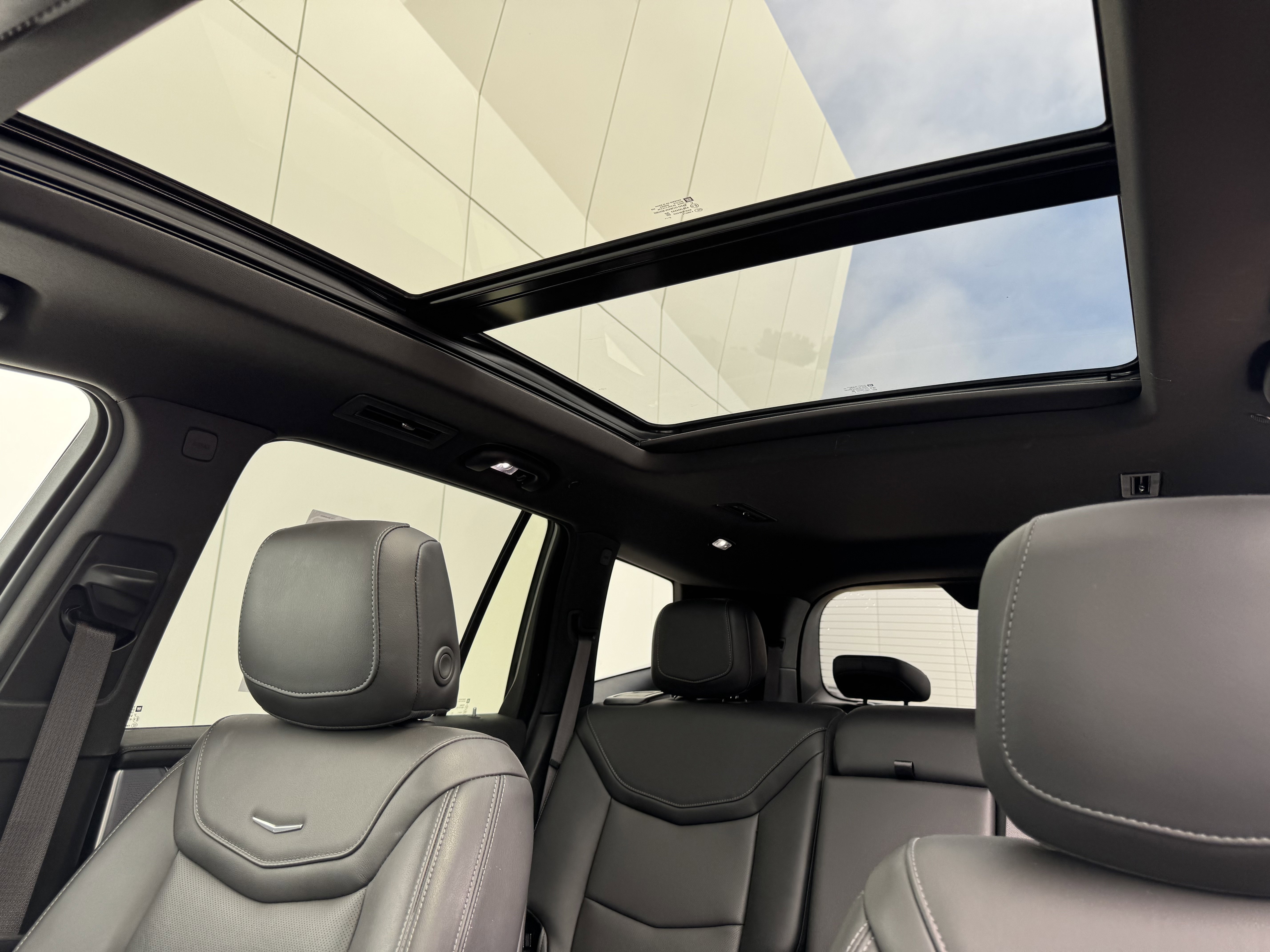 Certified 2024 Cadillac XT6 Premium Luxury image 17