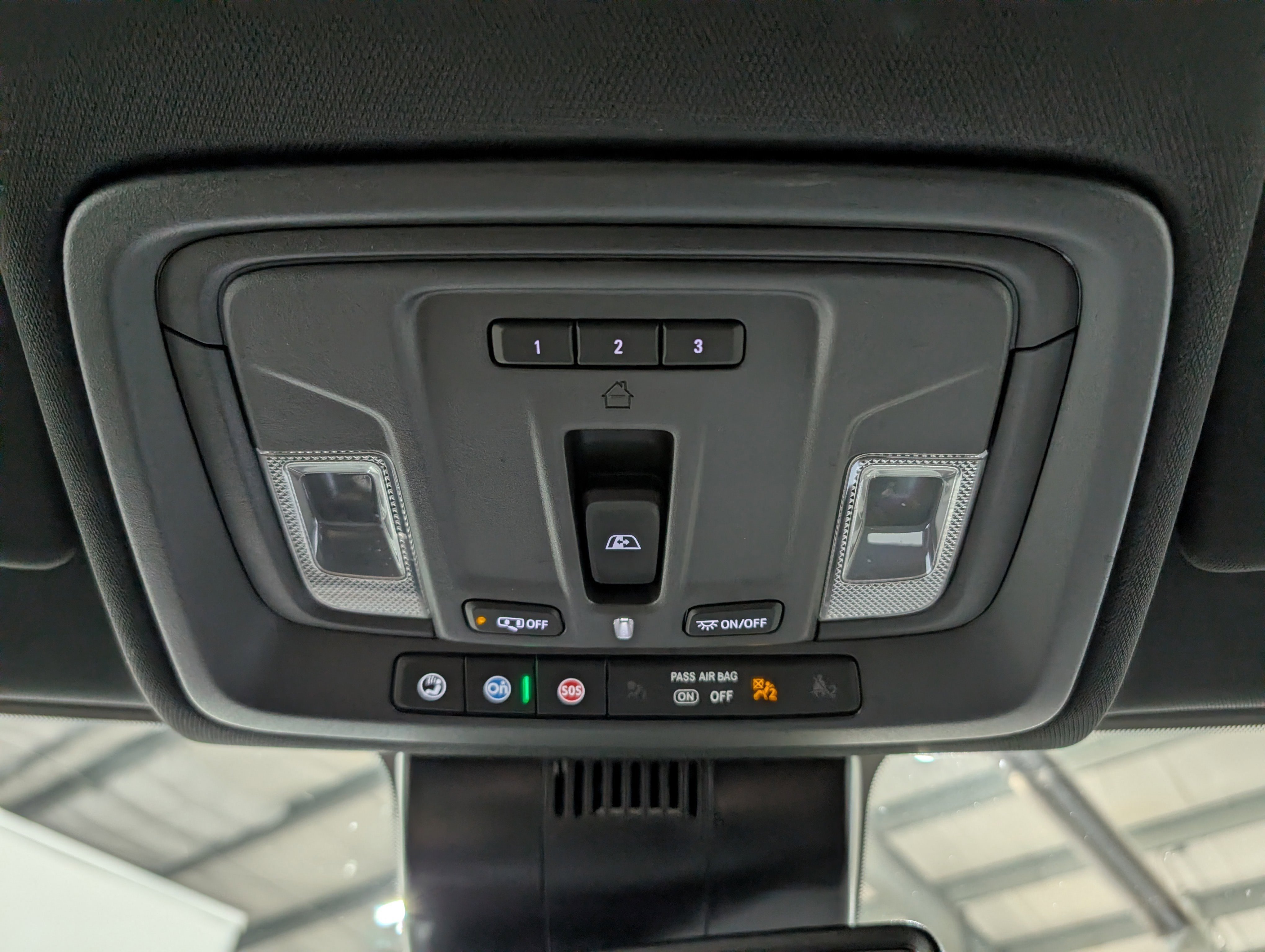 Used 2024 GMC Sierra 1500 AT4 w/ AT4 Preferred Package AWD/4WD image 28