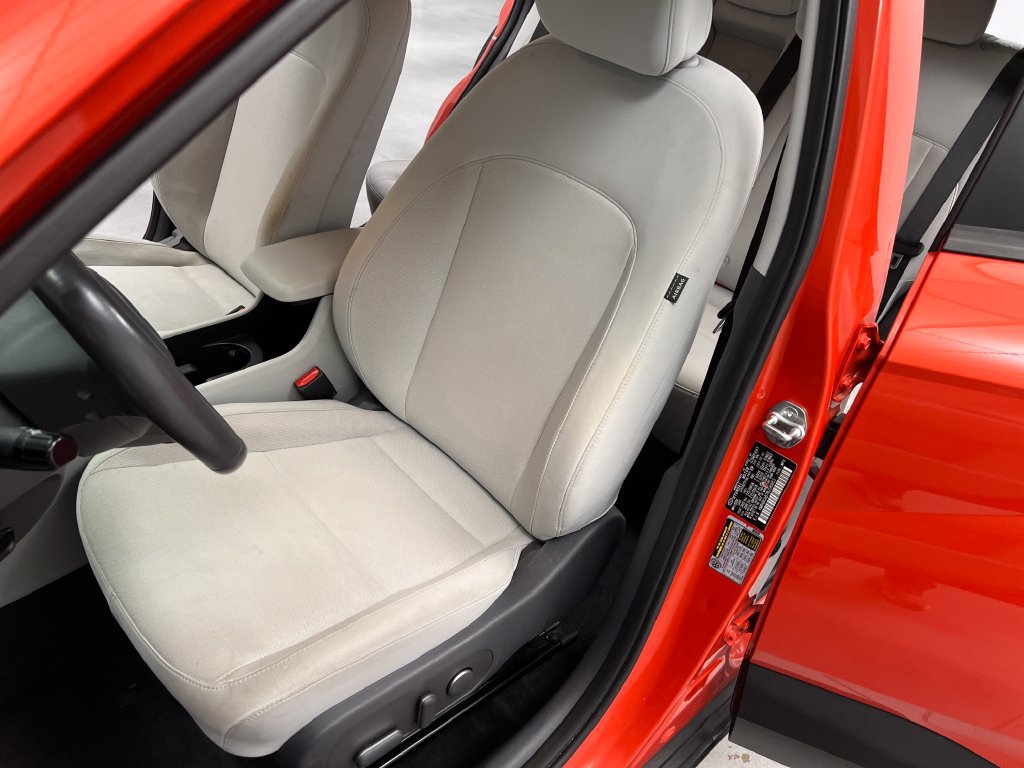 Used 2024 Hyundai Kona SEL AWD/4WD image 11