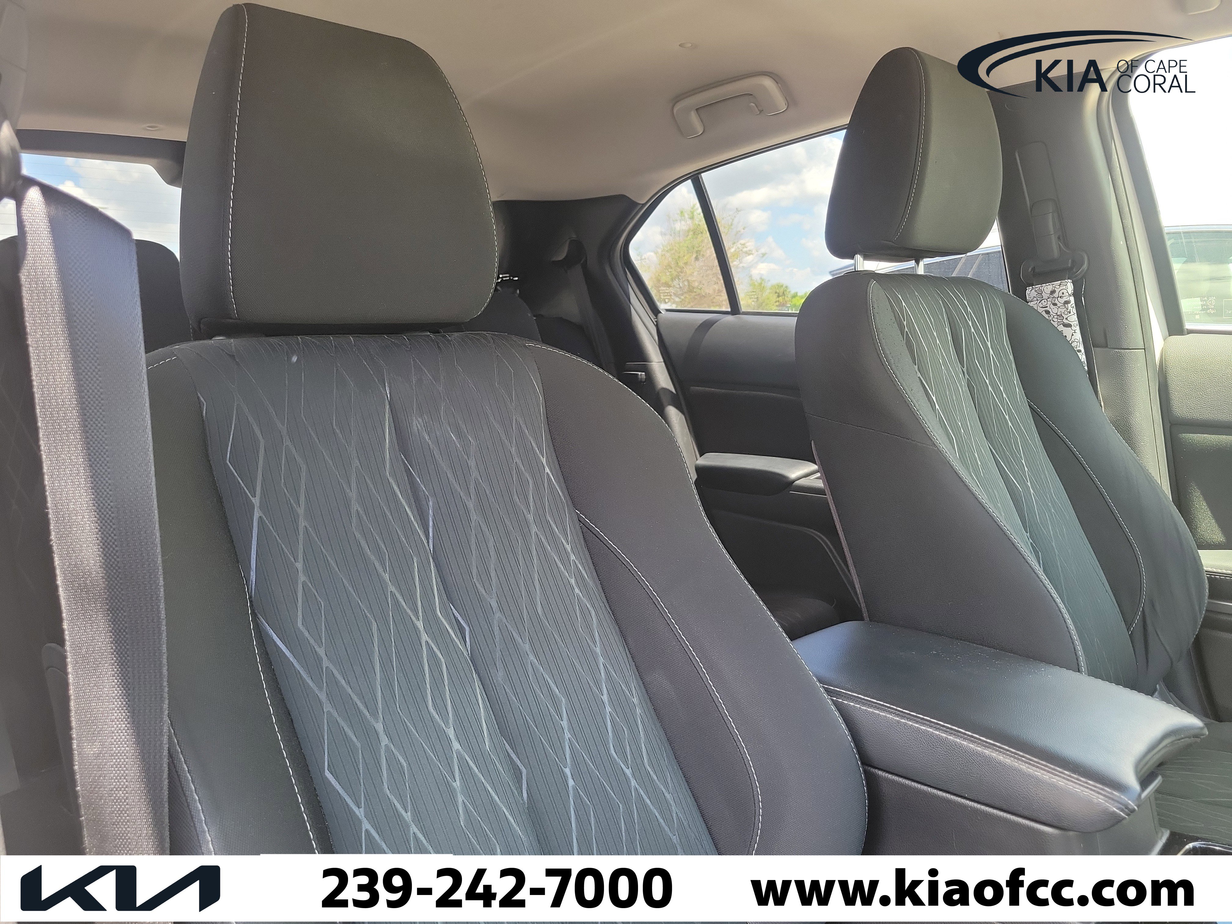 Used 2018 Mitsubishi Eclipse Cross SE image 19