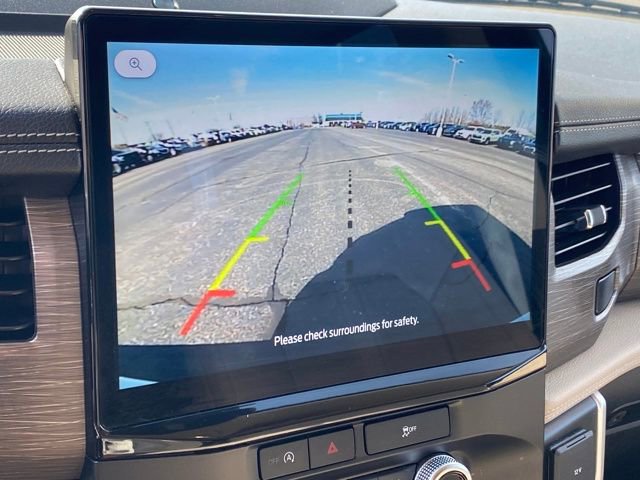 Used 2024 Ford Expedition Limited image 10