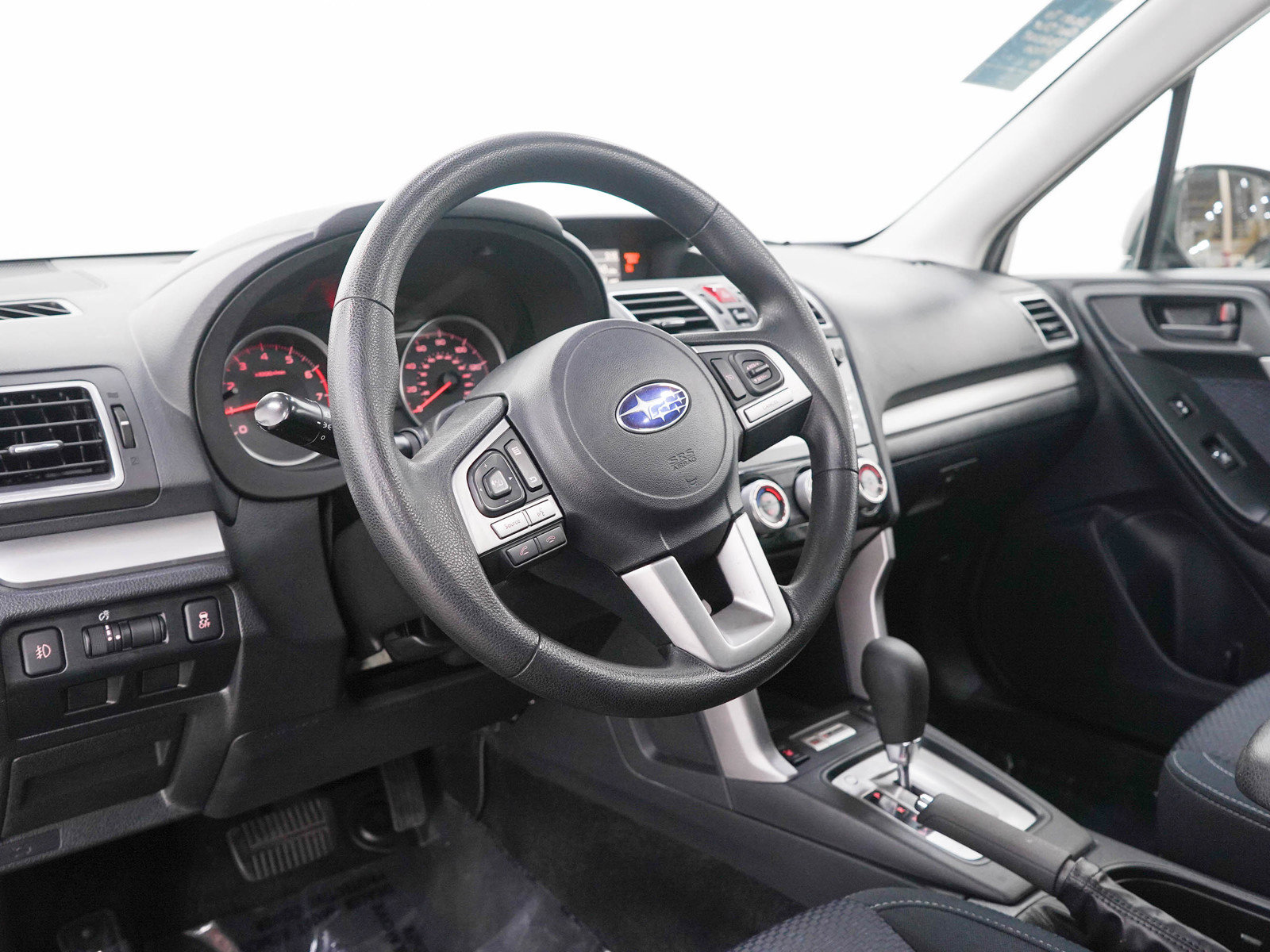 Used 2017 Subaru Forester 2.5i Premium w/ All-Weather Package AWD/4WD image 24