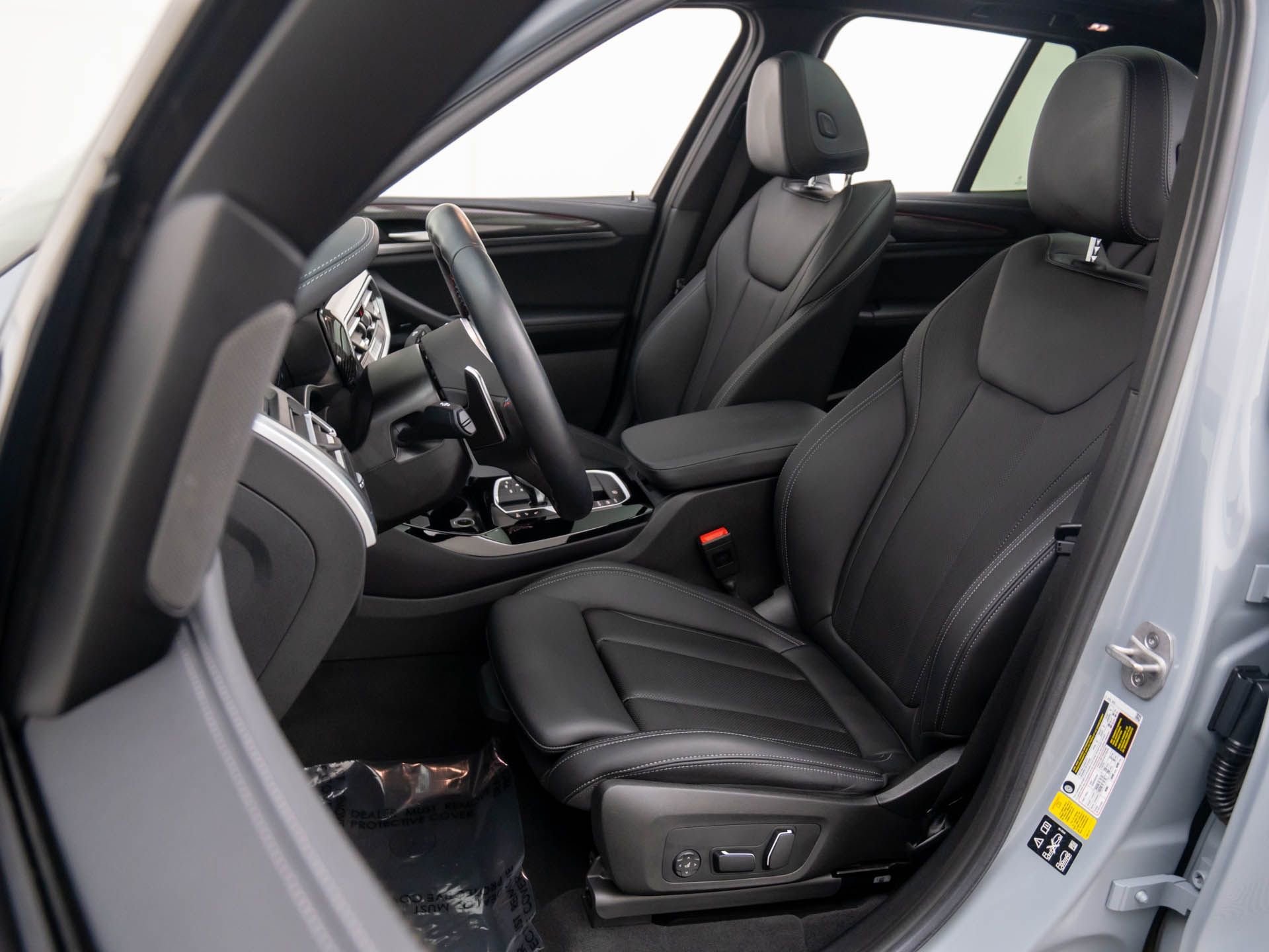 Certified 2024 BMW X3 M40i w/ Premium Package image 16