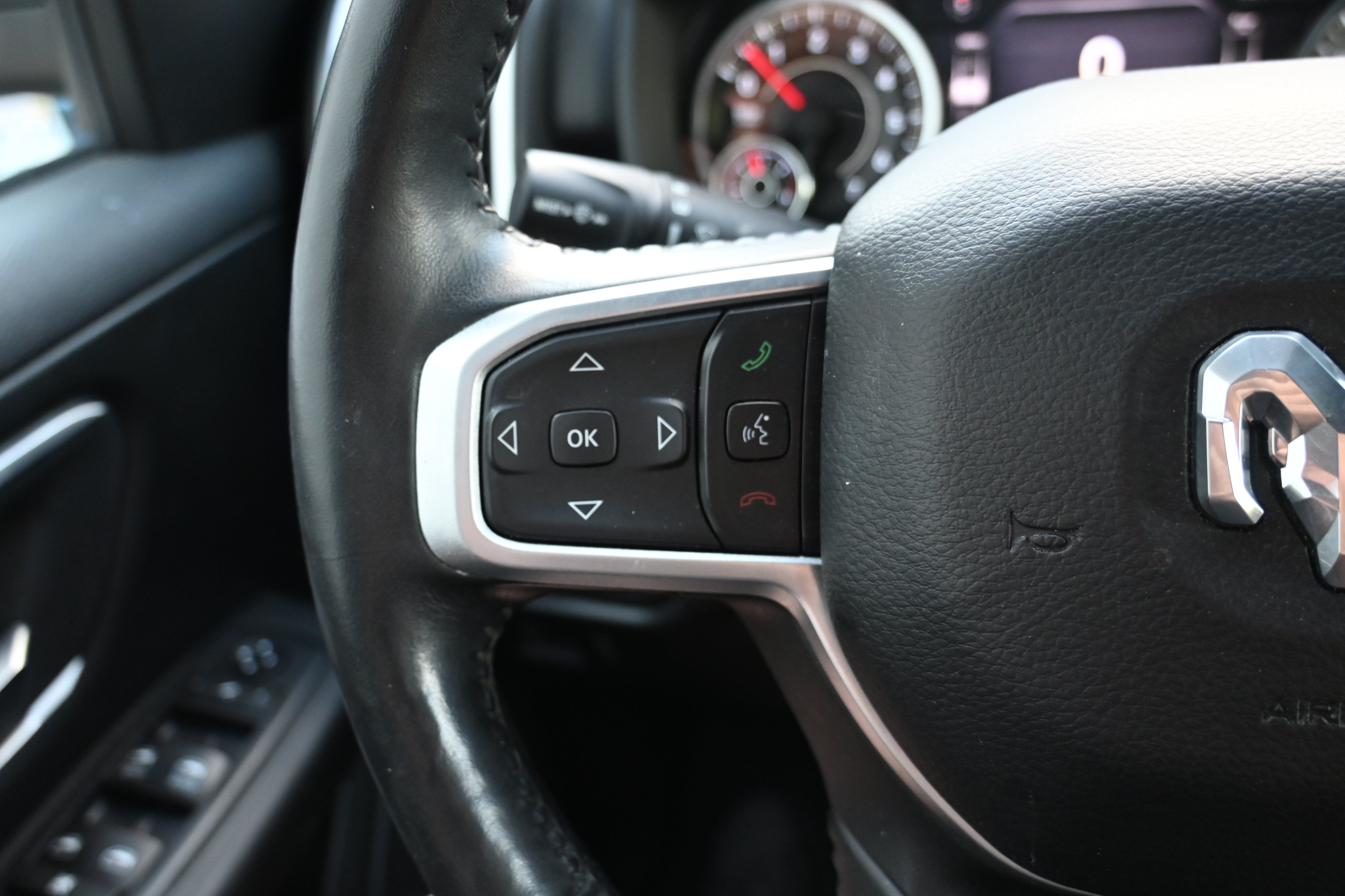 Used 2020 RAM 1500 Big Horn AWD/4WD image 18