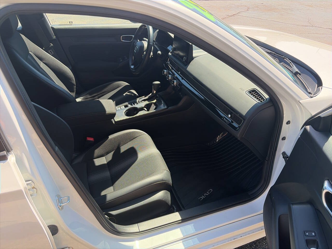 Used 2023 Honda Civic Sport image 9