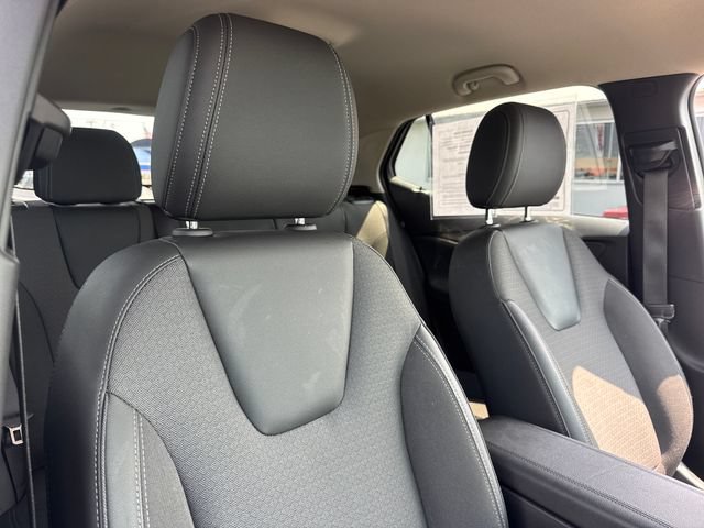 Used 2023 Buick Encore GX Select FWD image 28