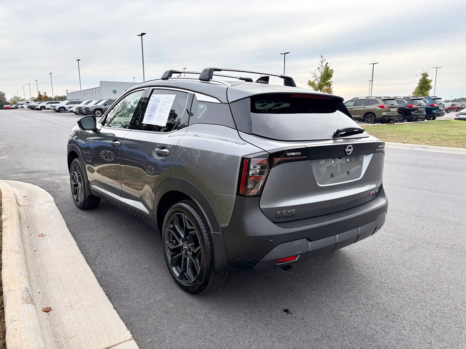 Used 2026 Nissan Kicks SR w/ Cold Weather Package AWD/4WD image 6