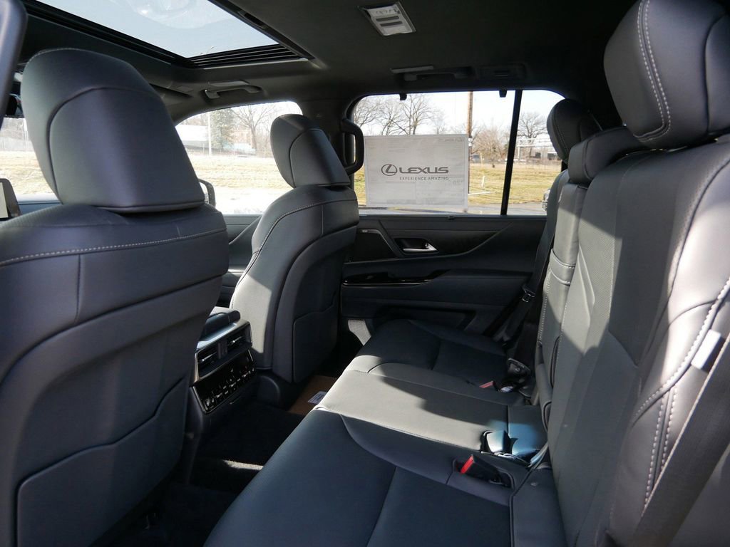 New 2026 Lexus LX 700h Luxury image 11