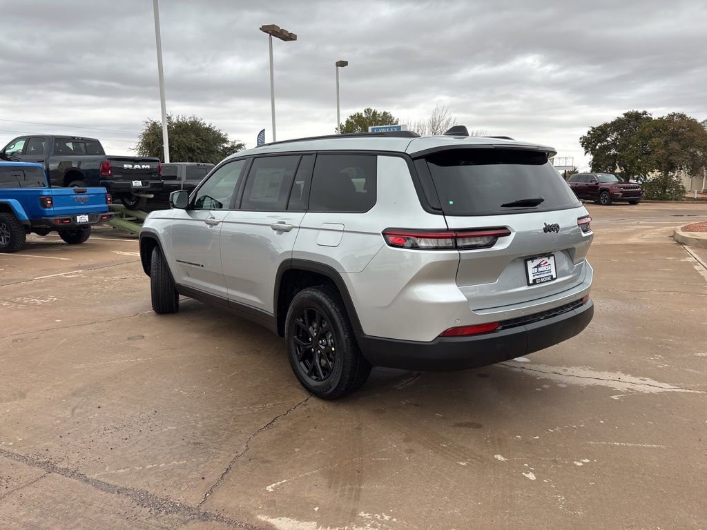 New 2025 Jeep Grand Cherokee L Altitude image 7