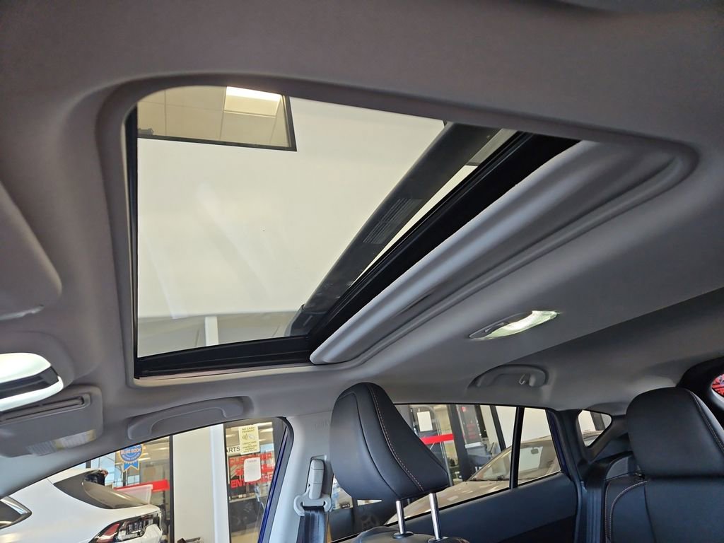 Used 2025 Subaru Crosstrek 2.5i Limited w/ Crosstrek Mirror Package image 25