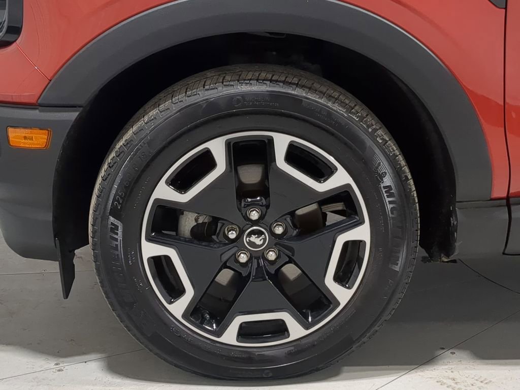 Used 2023 Ford Bronco Sport Outer Banks w/ Tech Package image 14