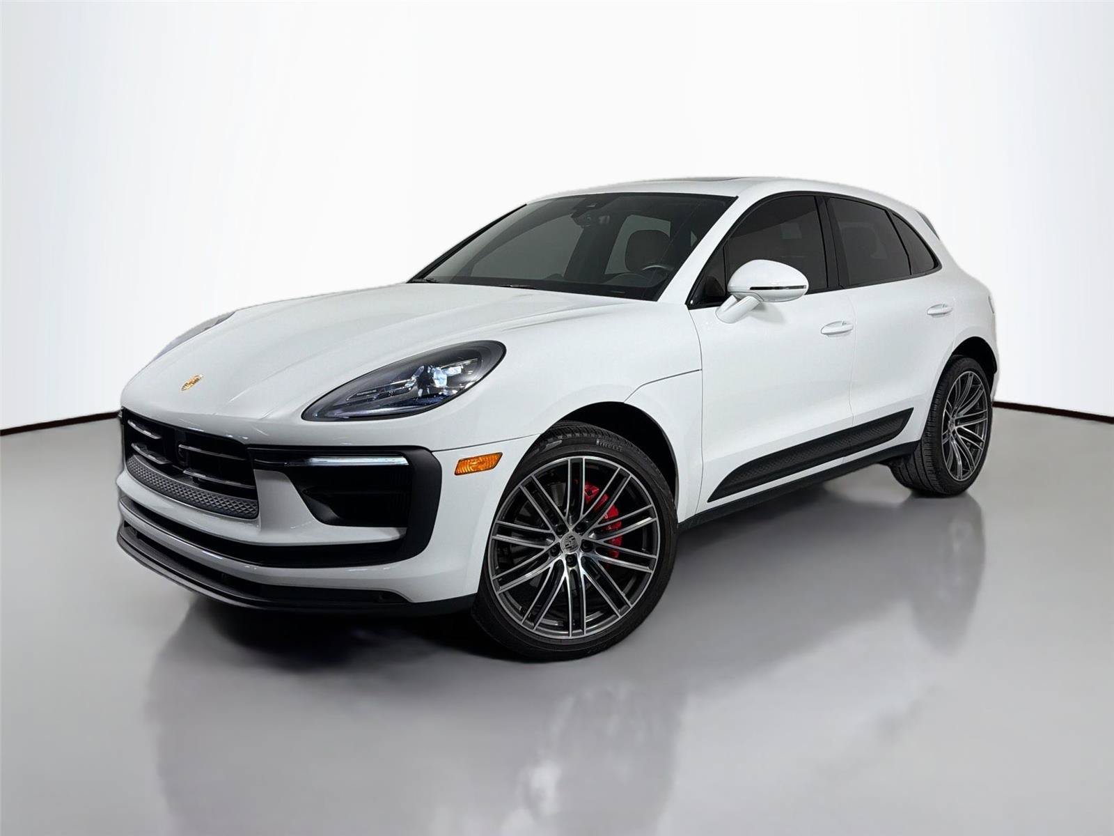Certified 2023 Porsche Macan S AWD/4WD image 1