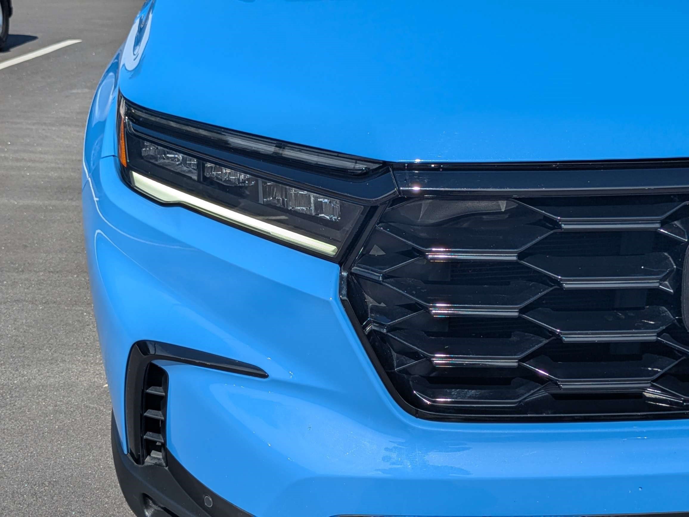 Certified 2025 Honda Pilot TrailSport image 14