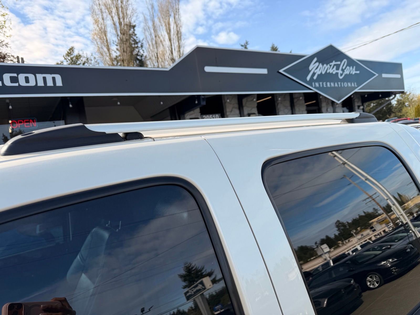 Used 2013 Chevrolet Avalanche LTZ AWD/4WD image 32