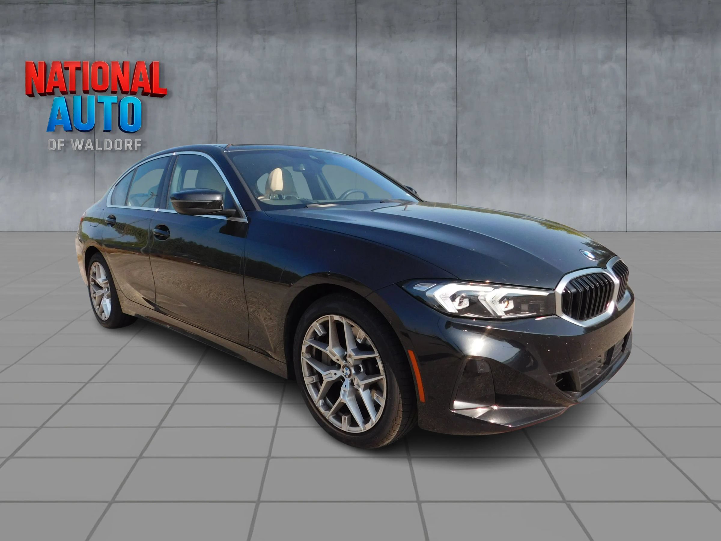 Used 2025 BMW 330i Sedan RWD image 1