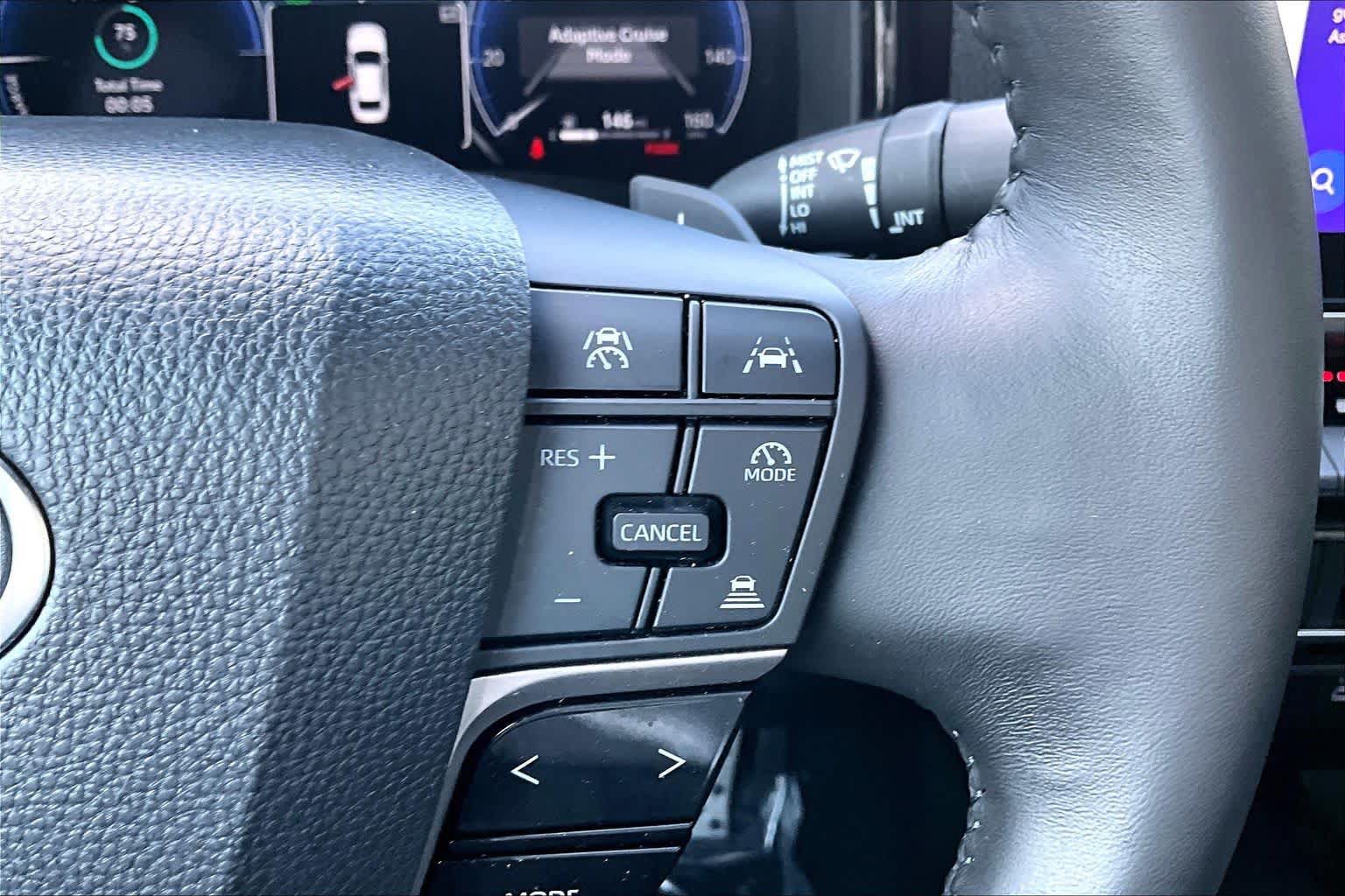 Used 2025 Toyota Camry XSE FWD image 25