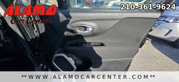 Used 2017 Jeep Renegade Latitude w/ Advanced Technology Group image 21