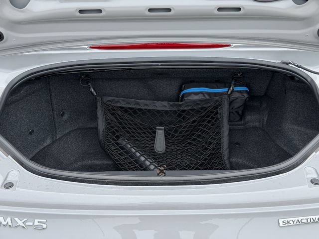 Certified 2026 MAZDA MX-5 Miata Club RWD image 24
