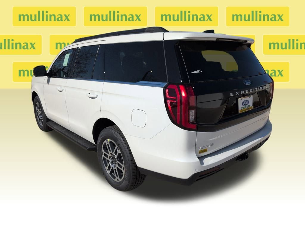 New 2026 Ford Expedition Active image 9