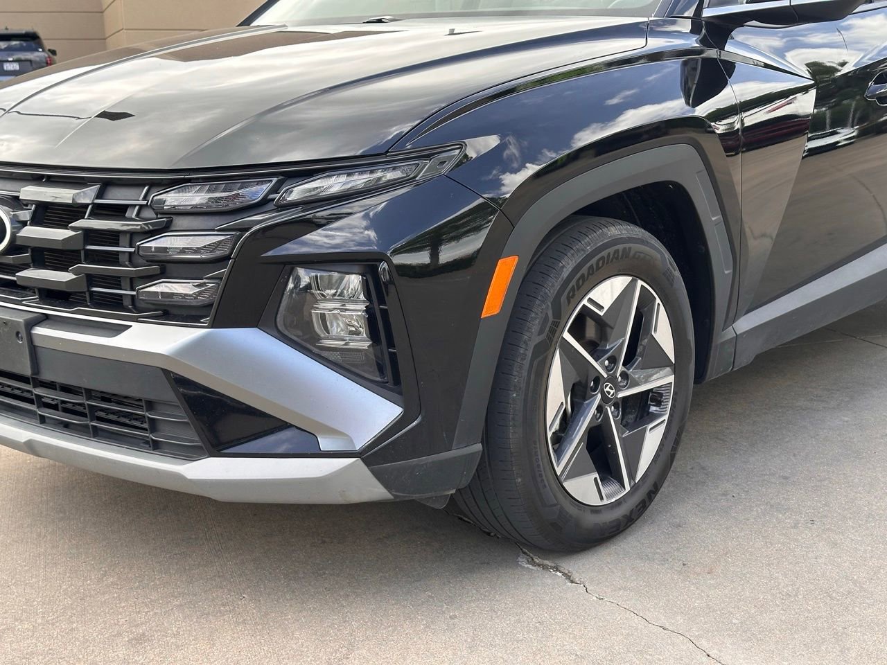 Used 2025 Hyundai Tucson SEL FWD image 5