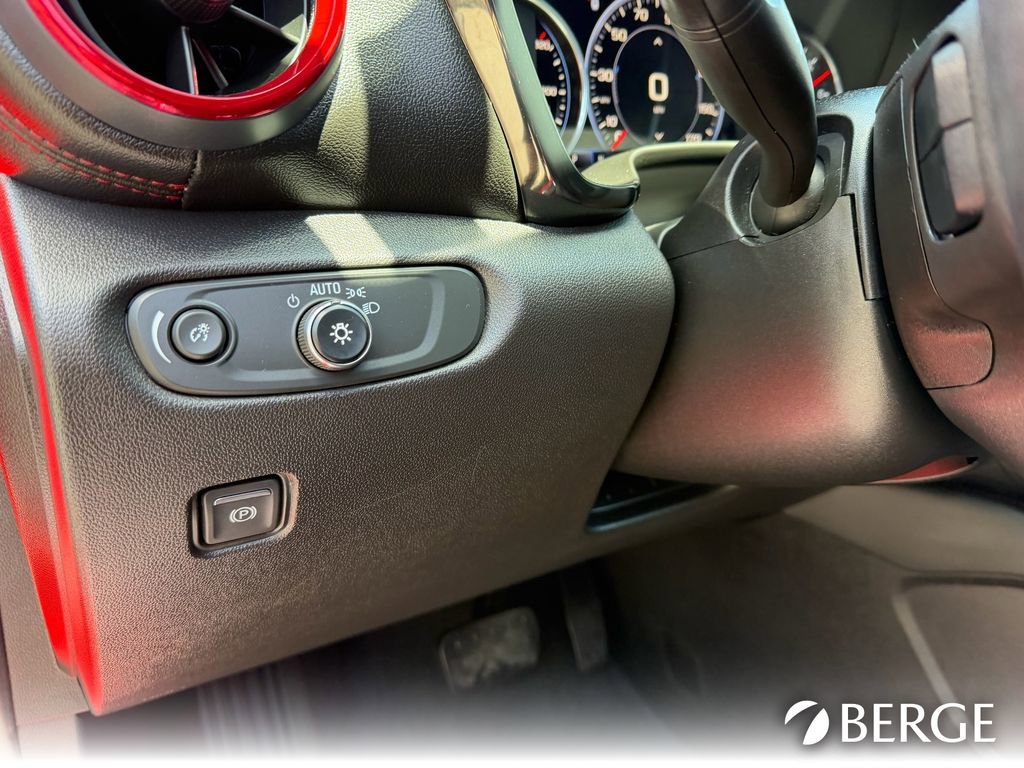 Used 2019 Chevrolet Blazer RS AWD/4WD image 25