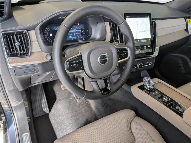 New 2026 Volvo XC90 T8 Ultra w/ Protection Package Premier video 3